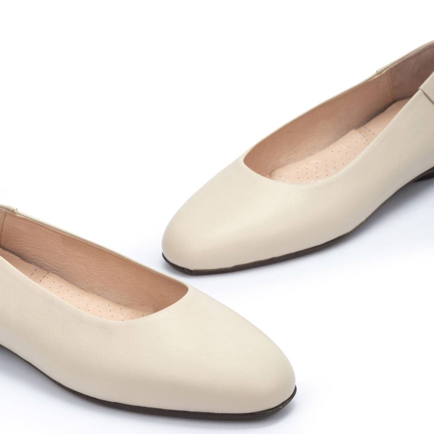 Beige Pikolinos ALMERIA Women's Ballet Flats | PLGH4T382