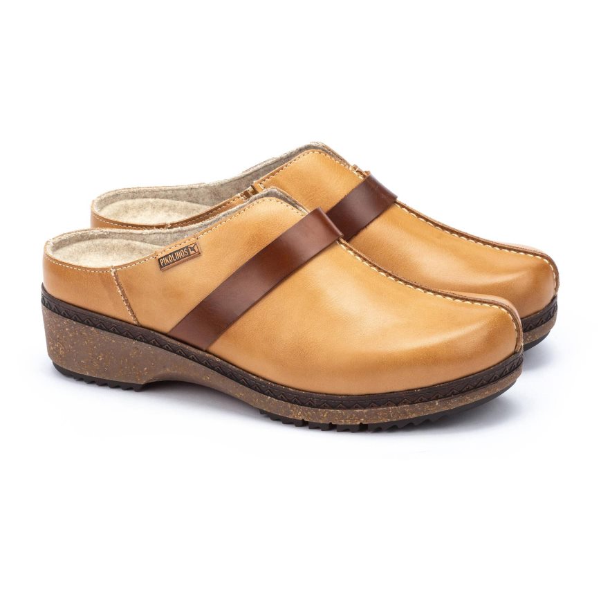 Brown Pikolinos GRANADA Women's Clogs | SIF180726