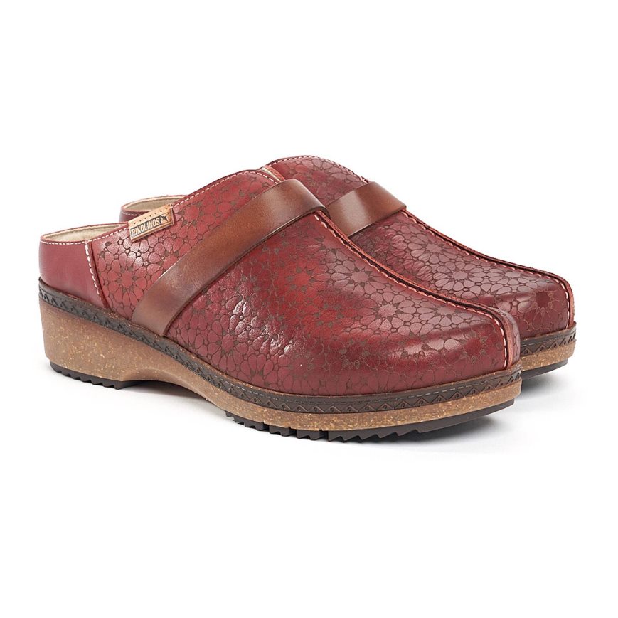 Burgundy Pikolinos GRANADA Women's Clogs | FCYA94830