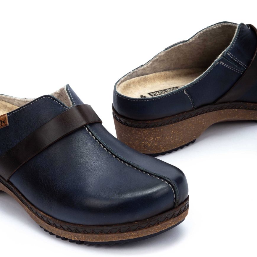 Navy Pikolinos GRANADA Women's Clogs | VFXQ476T1